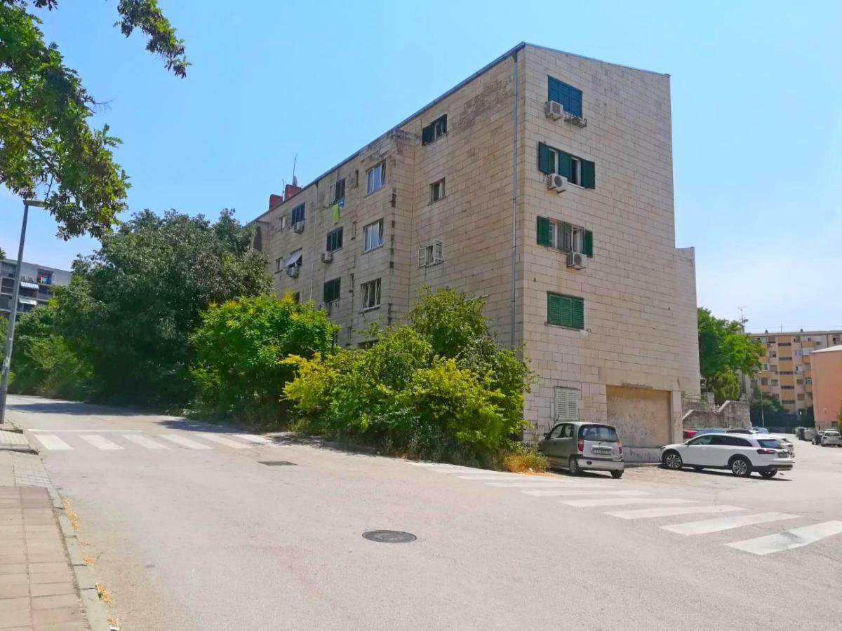 Apartment Sara Poljud Split Eksteriør bilde